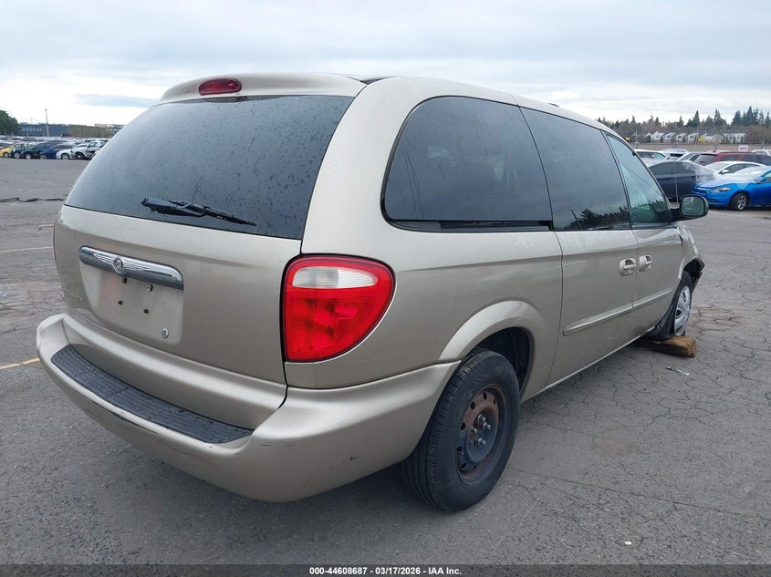 2003 Chrysler Town & Country