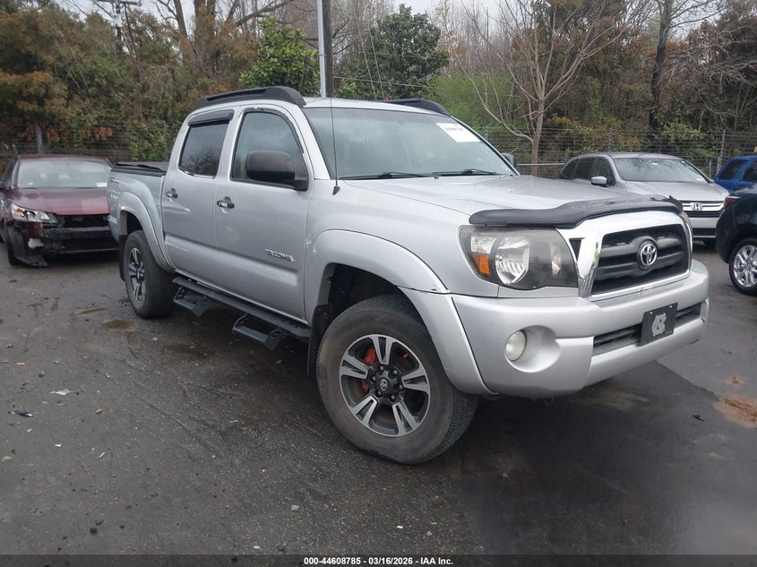 2005 Toyota Tacoma Base V6