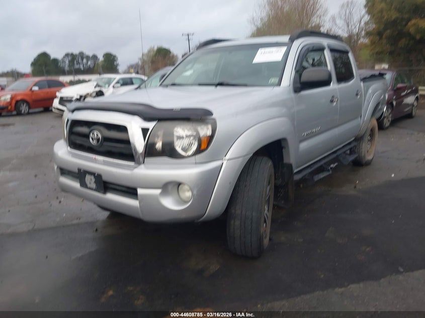 2005 Toyota Tacoma Base V6