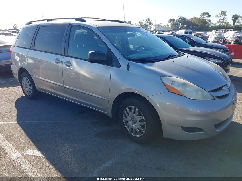 2006 Toyota Sienna Le