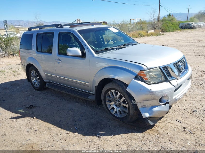 2012 Nissan Pathfinder Le