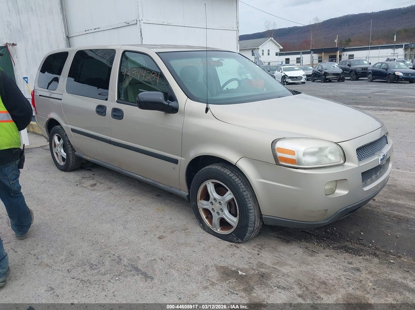 1GNDV23137D154702 CHEVROLET UPLANDER Photo 1