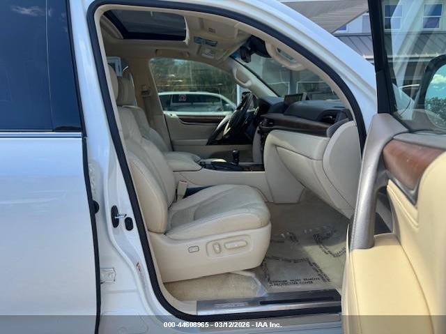 2016 Lexus Lx 570 Base