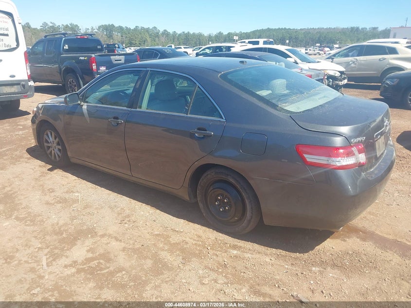 2011 Toyota Camry Xle V6