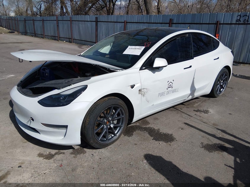 2022 TESLA MODEL 3 auction photo 2