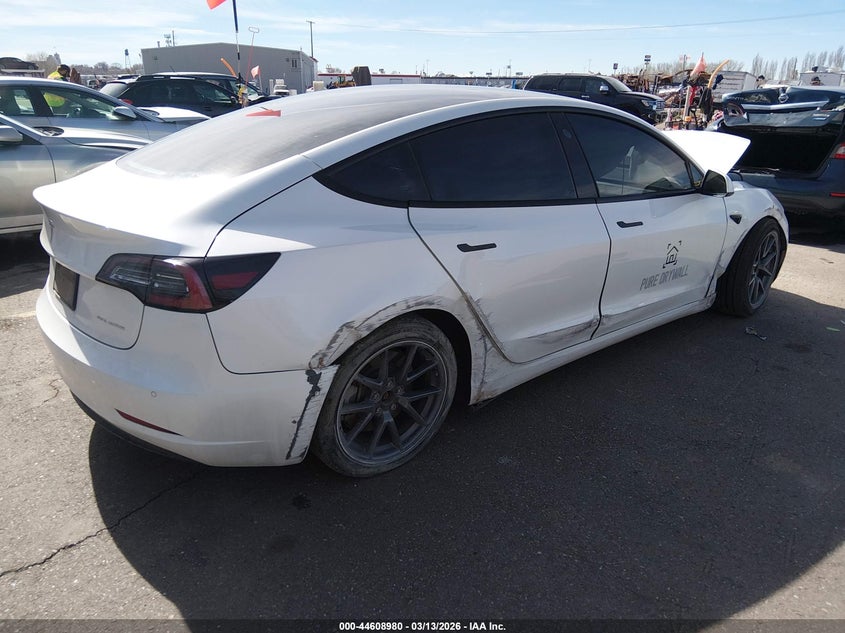 2022 TESLA MODEL 3 auction photo 4