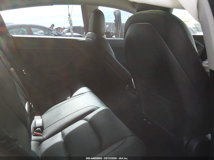 2022 TESLA MODEL 3 auction photo 8