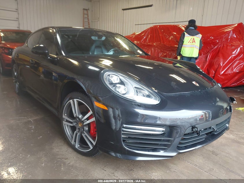 2014 Porsche Panamera Gts