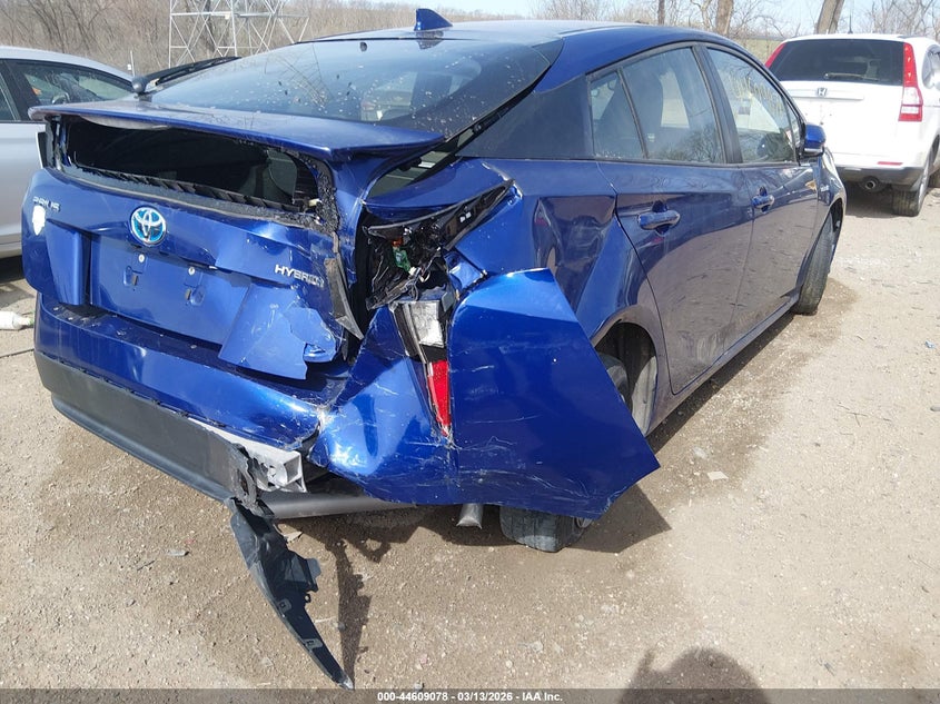 2016 Toyota Prius Four