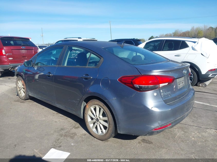 VIN 3KPFL4A72HE033458 2017 KIA FORTE S