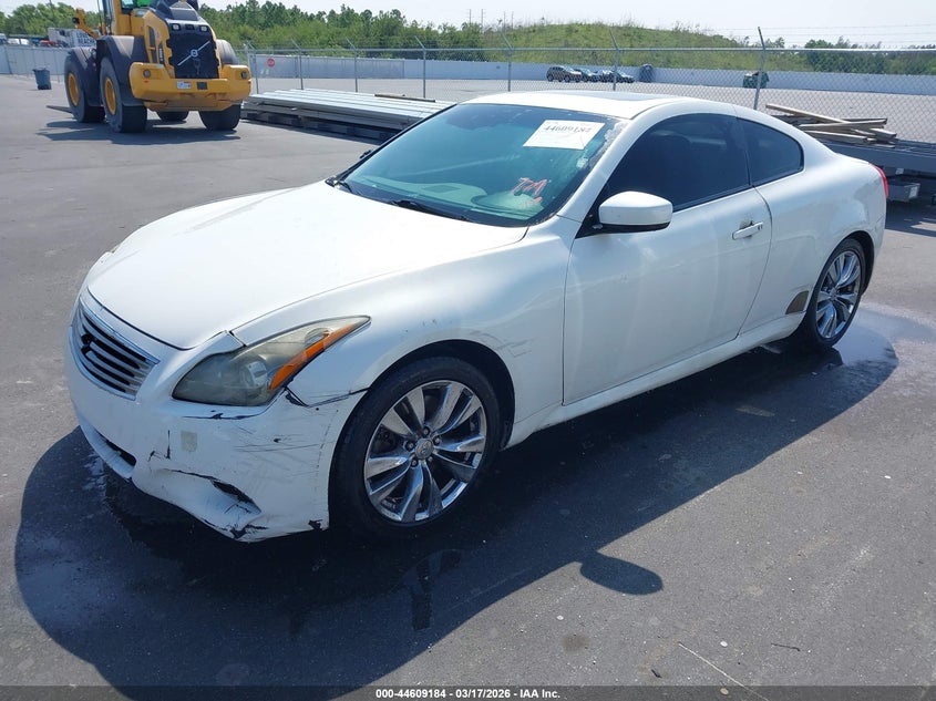 2011 Infiniti G37 Journey