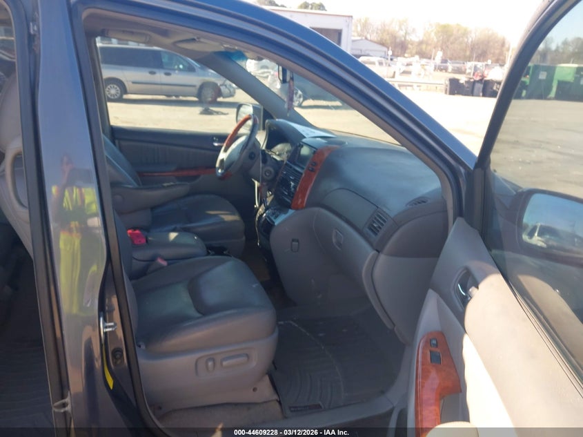 2009 Toyota Sienna Limited