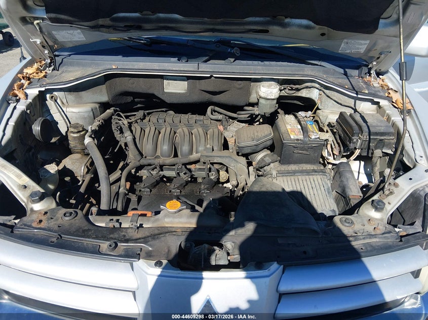 2004 Mitsubishi Endeavor Xls VIN: 4A4MM31S94E027092 Lot: 44609298