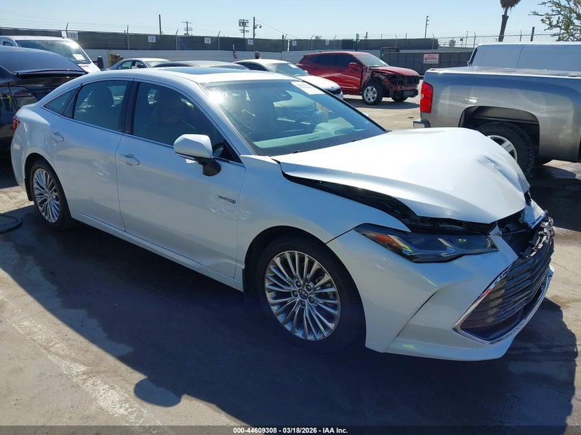 2020 Toyota Avalon Hybrid Limited