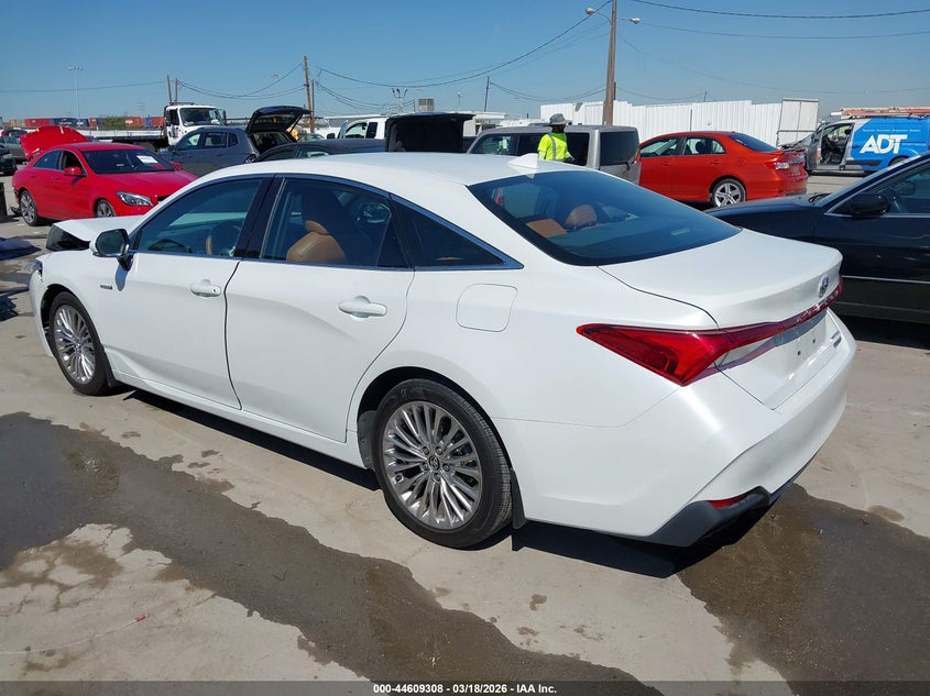 2020 Toyota Avalon Hybrid Limited