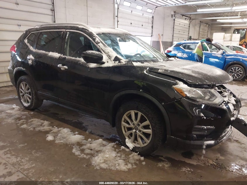 2018 Nissan Rogue Sv