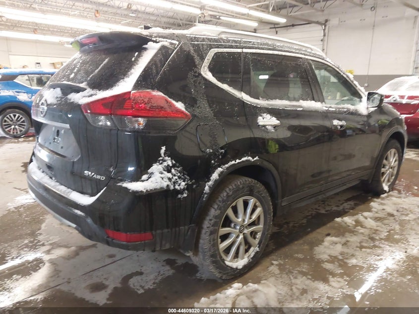 2018 Nissan Rogue Sv