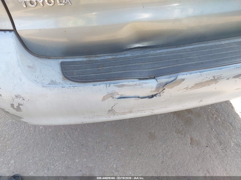 2000 Toyota Sienna Le VIN: 4T3ZF13C4YU207290 Lot: 44609366