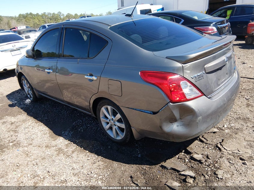 2014 Nissan Versa 1.6 Sl