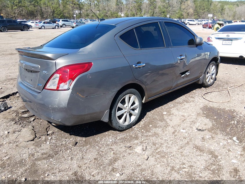2014 Nissan Versa 1.6 Sl
