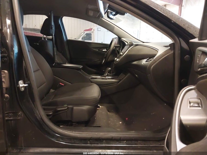 2017 Chevrolet Malibu 1Lt