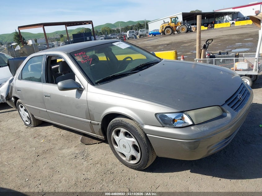 1999 Toyota Camry Le V6