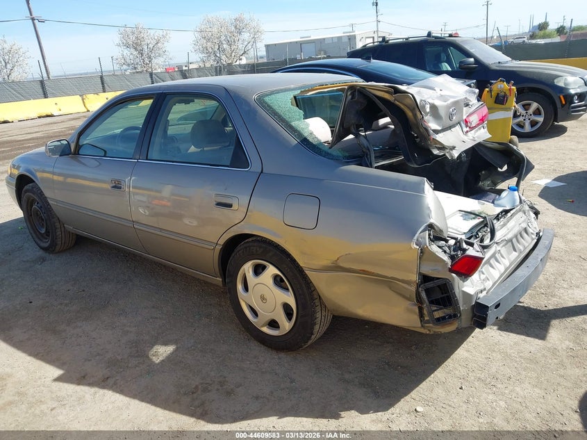 1999 Toyota Camry Le V6