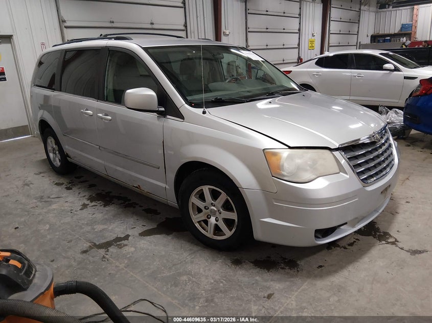 2010 Chrysler Town & Country Touring