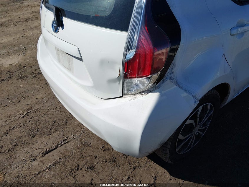 2016 Toyota Prius C Two VIN: JTDKDTB31G1117998 Lot: 44609649