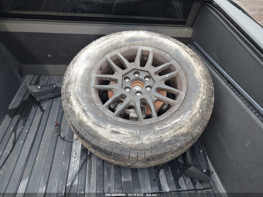 2025 Tesla Cybertruck All-Wheel Drive VIN: 7G2CEHED7SA067895 Lot: 44609690