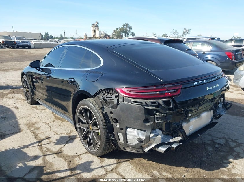 2018 Porsche Panamera E-Hybrid 4