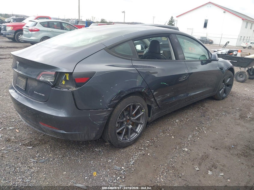 2022 Tesla Model 3 Long Range Dual Motor All-Wheel Drive