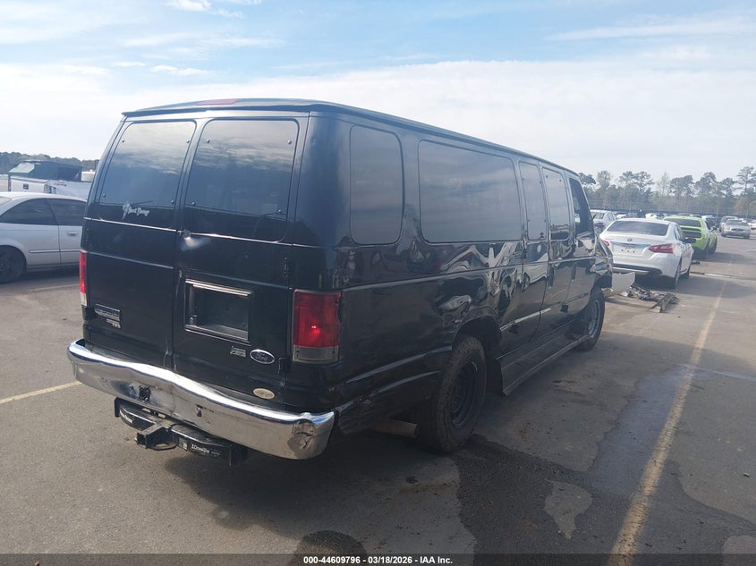 2014 Ford E-350 Super Duty Xlt
