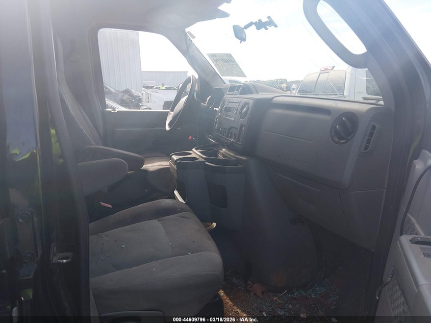 2014 Ford E-350 Super Duty Xlt