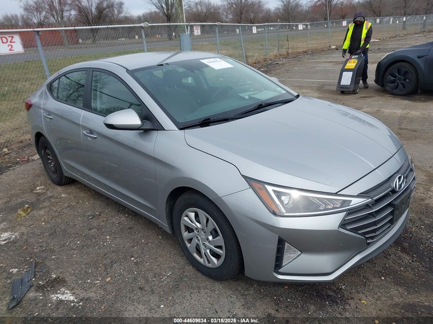 2020 Hyundai Elantra Se