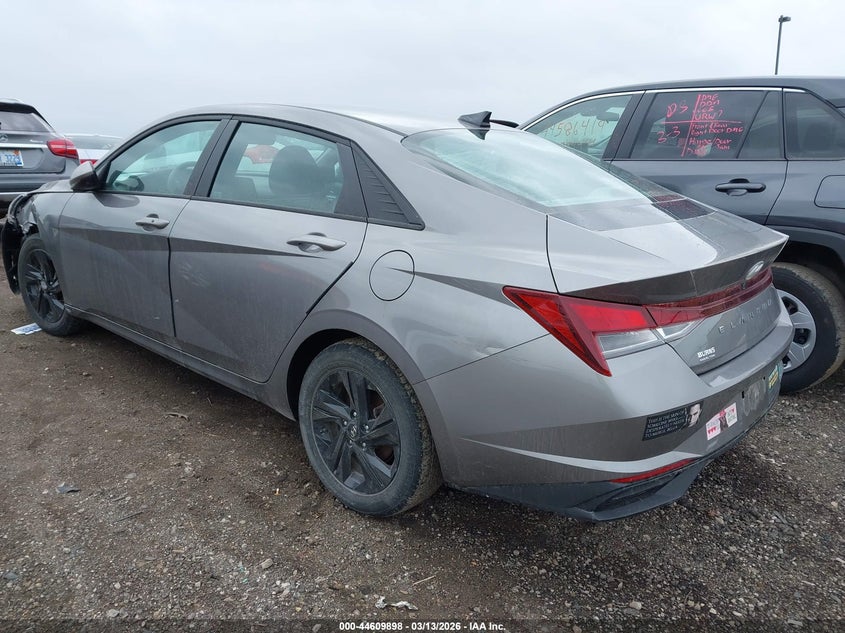 2022 Hyundai Elantra Sel