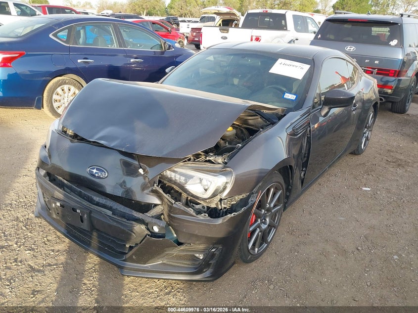 Vin: jf1zcac11j9601655, lot: 45106930, subaru brz limited 20182