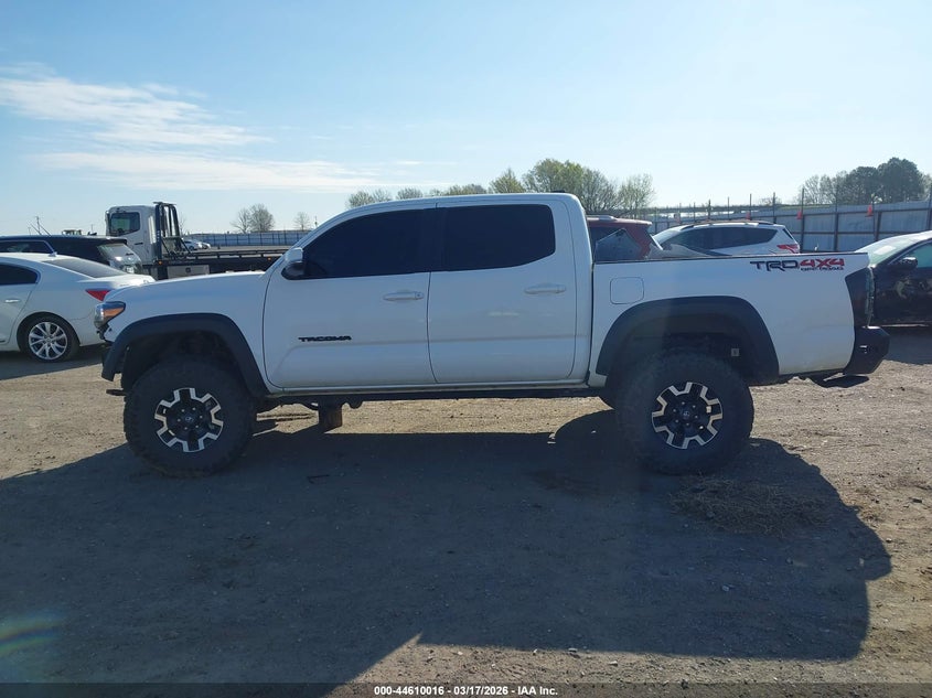 VIN 3TMCZ5AN4PM580063 2023 TOYOTA TACOMA TRD OFF ROAD