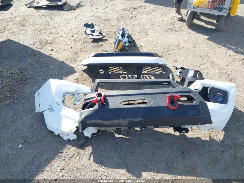VIN 3TMCZ5AN4PM580063 2023 TOYOTA TACOMA TRD OFF ROAD
