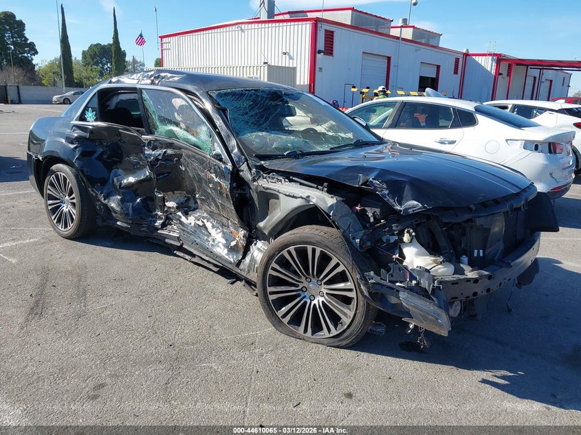 2012 Chrysler 300 S V6