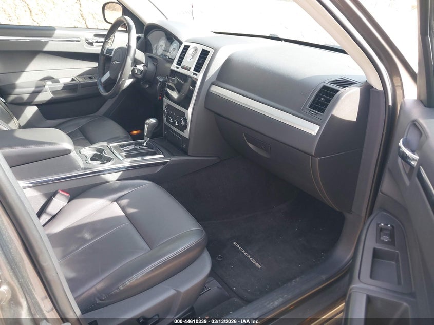 2010 Chrysler 300 Touring/Signature Series/Executive Series