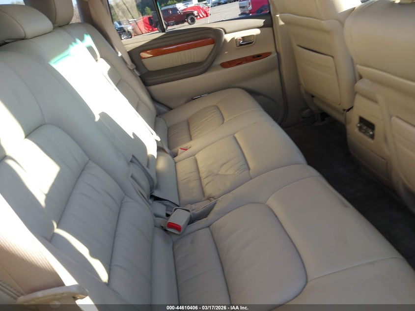 2007 Lexus Lx 470 VIN: JTJHT00WX74023154 Lot: 44610406