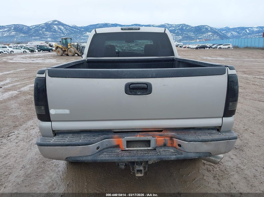 2004 GMC Sierra 2500HD - Ansicht 15