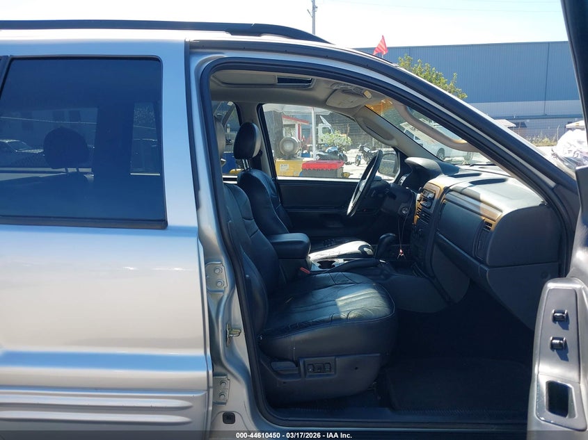 2004 Jeep Grand Cherokee Laredo