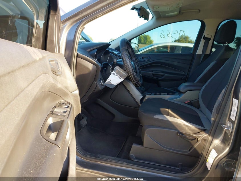 2014 Ford Escape S