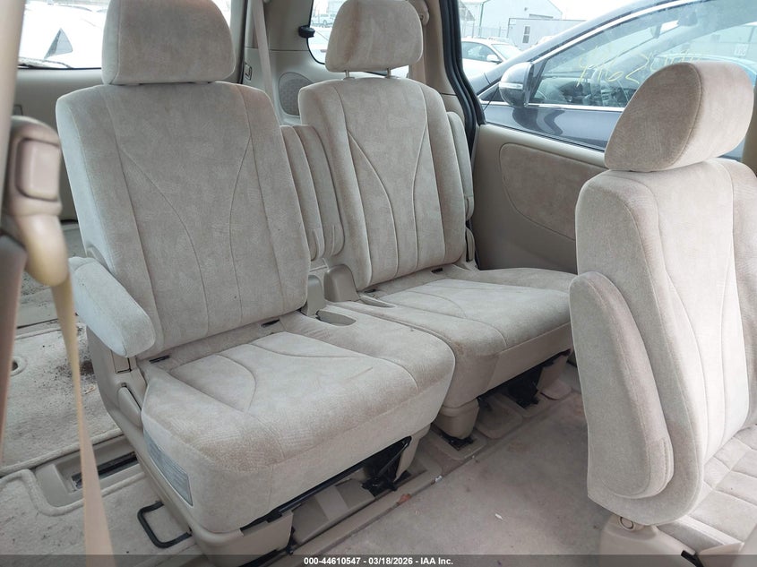 2002 Mazda Mpv Es/Lx VIN: JM3LW28A720311519 Lot: 44610547
