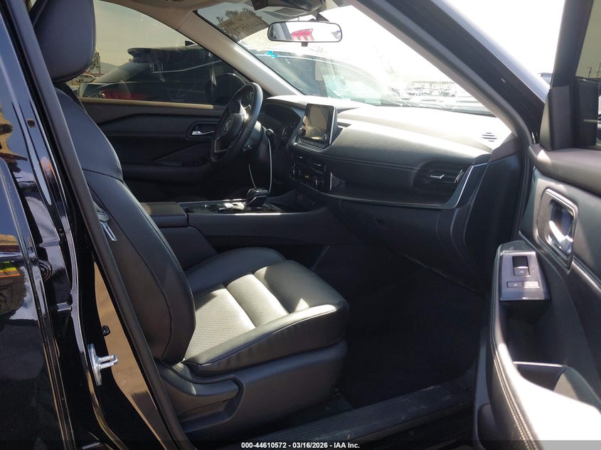 2022 Nissan Rogue Sv Fwd