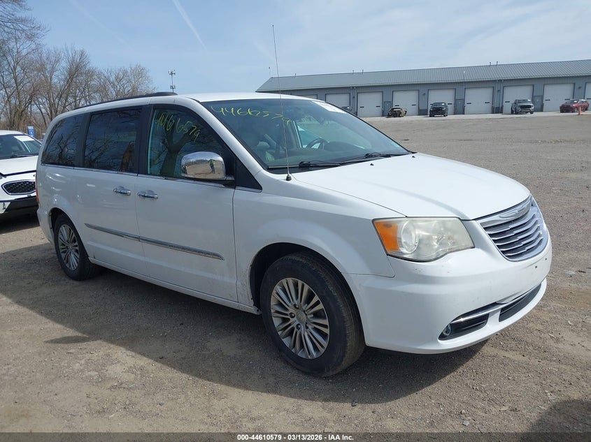 2013 Chrysler Town & Country Touring-L