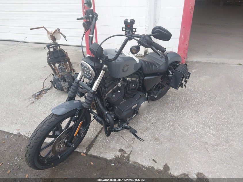 HARLEY-DAVIDSON XL883 2022