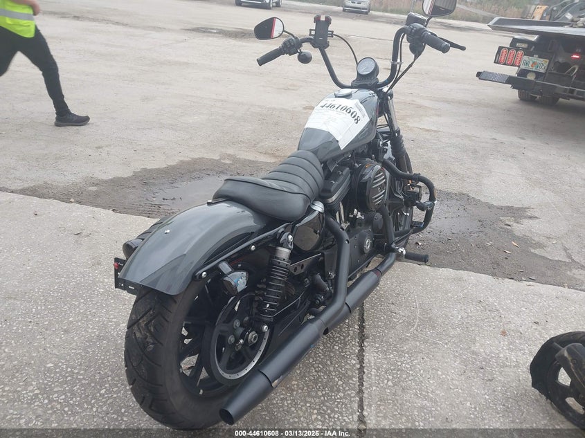 HARLEY-DAVIDSON XL883 2022